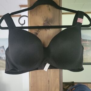 Cacique Black Full-Coverage Bra with Molded Cups